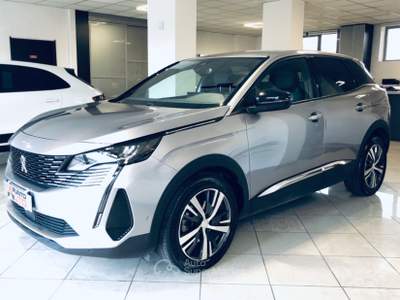 Peugeot 3008 1.5 HDI ALLURE PELLE-TELECAMERA Grigio usata Isernia