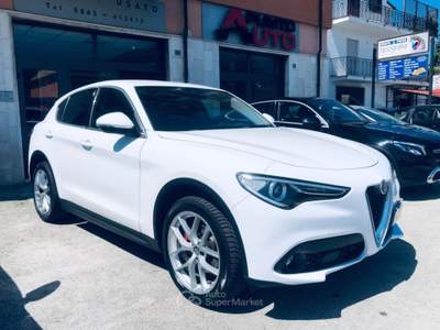 Alfa Romeo Stelvio Stelvio 2.2 190 CV AT8 Q4 Executive PALETTE PELLE Bianco usata Isernia