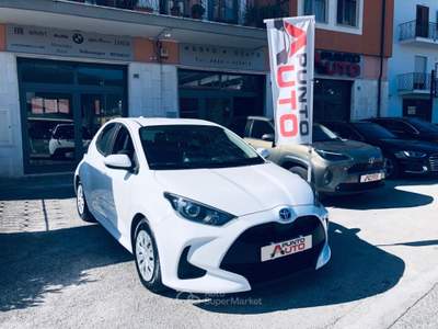 Toyota Yaris Business TELECAMERA Bianco usata Isernia