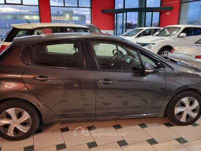 Peugeot 208 5 porte Active Grigio usata Bisceglie
