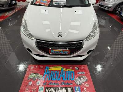 Peugeot 208 1.0 68cv Active - 2014 Bianco usata Giugliano in Campania