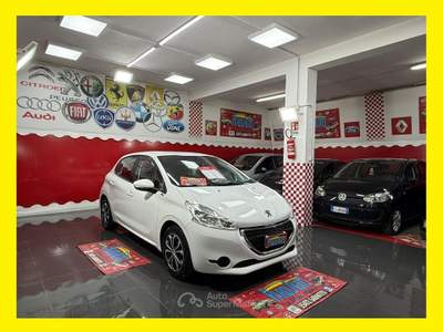 Peugeot 208 1.0 68cv Active - 2014 Bianco usata Giugliano in Campania