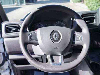 Renault Master T28 2.3 dCi 135 PC-TM Furgone Ice Bianco usata Nola