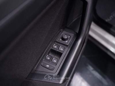 Volkswagen T-Roc 2.0 TDI SCR 150cv DSG Life Grigio usata Nola