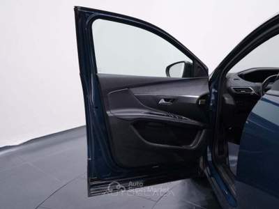 Peugeot 3008 1.2 PureTech Turbo 130cv S&S Allure Pack Blu/Azzurro usata Nola