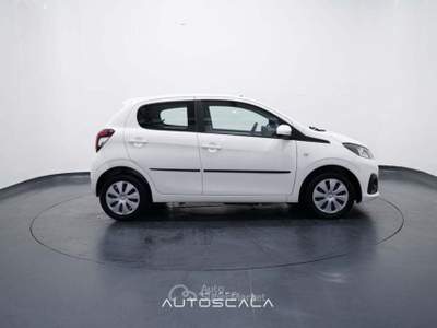 Peugeot 108 1.0 VTi 72cv 5 porte Active Bianco usata Nola