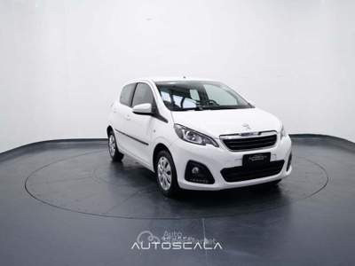Peugeot 108 1.0 VTi 72cv 5 porte Active Bianco usata Nola