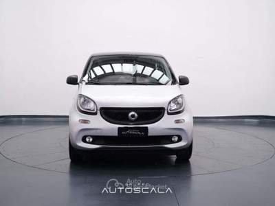Smart ForFour 1.0 70cv GPL Passion #Navy #Led Nero usata Nola