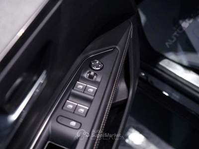 Peugeot 5008 PureTech Turbo 130cv S&S EAT8 GT Nero usata Nola
