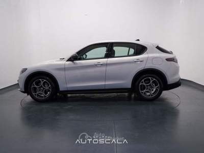 Alfa Romeo Stelvio 2.2 Turbodiesel 160cv AT8 RWD Sprint Grigio usata Nola