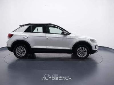 Volkswagen T-Roc 1.5 TSI 150cv ACT DSG Life Bianco usata Nola