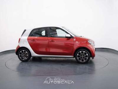 Smart ForFour 1.0 70cv Twinamic Passion Rosso usata Nola