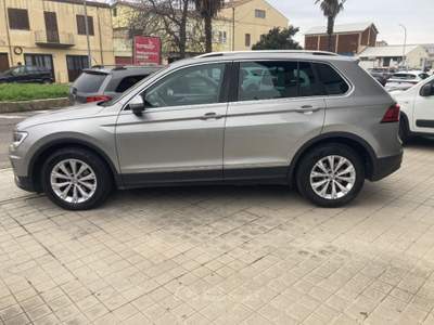 Volkswagen Tiguan 1.6 TDI SCR Business BlueMotion Technology Argento usata Oristano