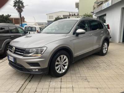 Volkswagen Tiguan 1.6 TDI SCR Business BlueMotion Technology Argento usata Oristano