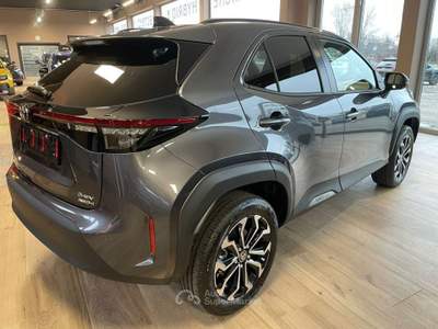 Toyota Yaris Cross 1.5 Hybrid 130 CV 5p.E-CVT AWD-i Trend Grigio usata Scandiano