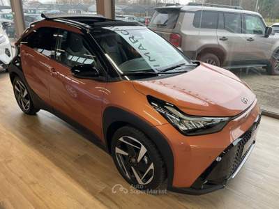 Toyota Aygo X 1.5 Hybrid 115 CV 5 porte Premium Arancione usata Scandiano