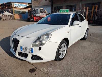 Alfa Romeo Giulietta BENZINA\GPL SCADENZA 2032, OK NEOPATENTATI. Bianco usata Reggio nell'Emilia