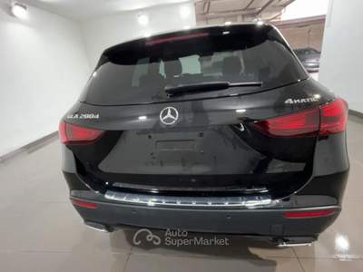 Mercedes-Benz GLA d Automatic Advanced Plus 4MATIC #VARI COLORI Nero usata Martellago