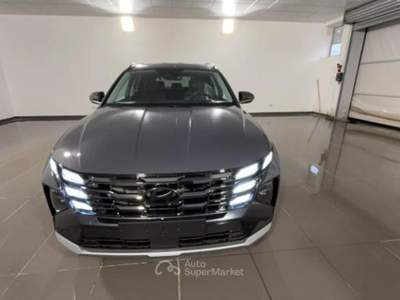 Hyundai Tucson 1.6 HEV 239CV auto Exellence #KM 0 Grigio usata Martellago