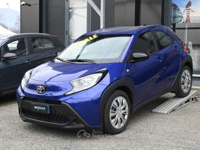 Toyota Aygo 1.0 VVT-i 72 CV 5 porte Active Blu/Azzurro usata Frosinone