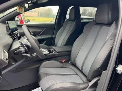 Peugeot 5008 BlueHDi 130 EAT8 Allure Pack #7 POSTI #VARI COLORI Nero usata Martellago
