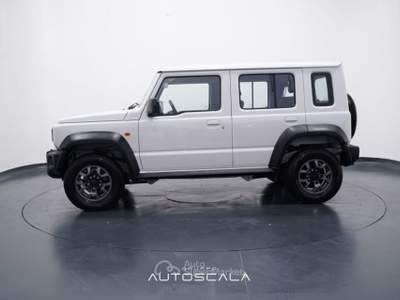Suzuki Jimny 1.5 102cv 5 Porte 4 Posti A/T Cambio Automatico Bianco usata Nola