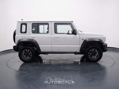 Suzuki Jimny 1.5 102cv 5 Porte 4 Posti A/T Cambio Automatico Bianco usata Nola