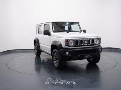 Suzuki Jimny 1.5 102cv 5 Porte 4 Posti A/T Cambio Automatico Bianco usata Nola