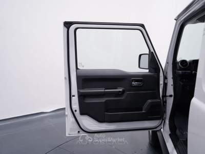 Suzuki Jimny 1.5 102cv 5 Porte 4 Posti A/T Cambio Automatico Bianco usata Nola