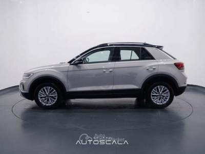 Volkswagen T-Roc 1.5 TSI 150cv ACT DSG Life Grigio usata Nola