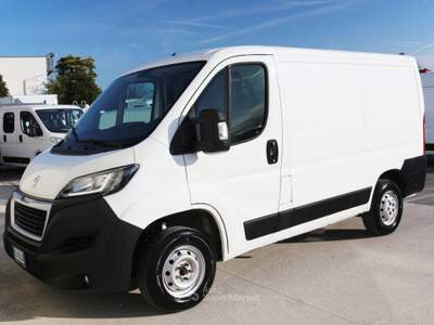 Peugeot Boxer 330 2.0 BlueHDi L1H1 Furgone PREZZO IMPONIBILE Bianco usata DUE CARRARE