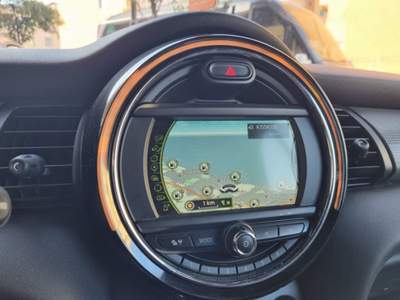 MINI Cooper 1.5 Cooper D Cabrio Nero usata San Giorgio a Cremano