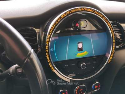 MINI Cooper 1.5 Cooper Business 5 porte Verde usata Resana