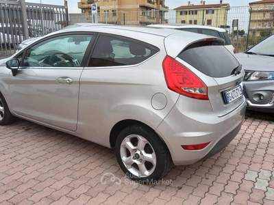 Ford Fiesta 1.4 3 porte Bz.- GPL Grigio usata Roma