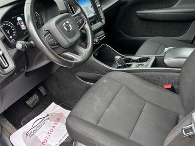 Volvo XC40 AWD Geartronic Inscription PARI AL NUOVO CERTIFICATA Nero usata Gravina in Puglia