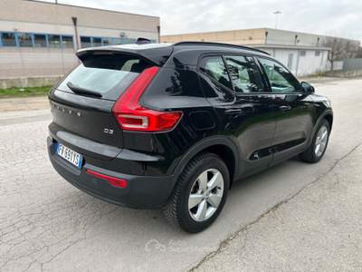 Volvo XC40 AWD Geartronic Inscription PARI AL NUOVO CERTIFICATA Nero usata Gravina in Puglia