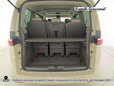 Volkswagen Multivan lungo 2.0 tdi life 150cv dsg 7p.ti Bianco usata Assago