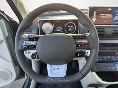 Hyundai Inster  49 kwh xclass+tp+tt+ap+cp Bianco usata Firenze