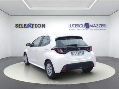 Toyota Yaris  - yaris 1.5 hybrid 5 porte business Bianco usata Ancona