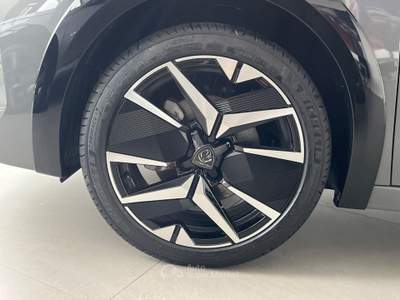 Peugeot 208 1.2 hybrid 136cv gt e-dcs6 Grigio usata Cerea