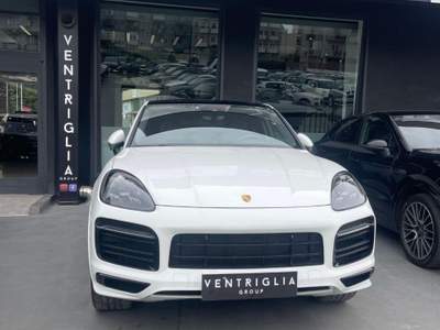 Porsche Cayenne 3.0 V6 E-Hybrid usata Taranto