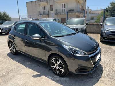 Peugeot 208 1.6 BlueHDi 75 5 porte Grigio usata Alberobello