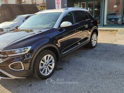 Volkswagen T-Roc 2.0 tdi Style DSG "MATRIX"ACC"CAMERA"NAVI" Nero usata San Benedetto del Tronto