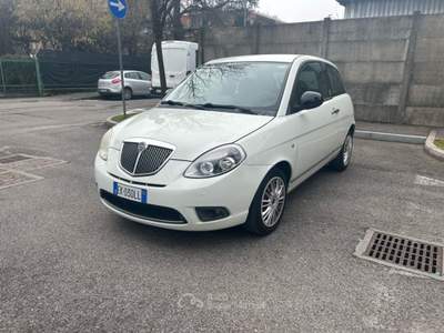 Lancia Ypsilon lancia ypsilon con 70 mila km Bianco usata Baranzate