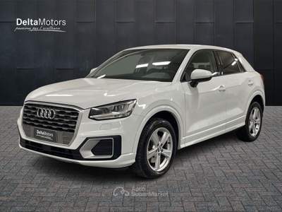Audi Q2  - q2 30 1.6 tdi business design Bianco usata Montecosaro
