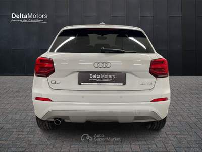 Audi Q2  - q2 30 1.6 tdi business design Bianco usata Montecosaro