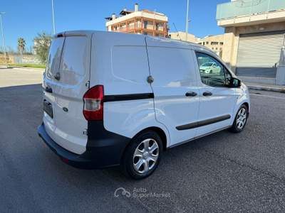 Ford Transit Courier Van Trend Bianco usata Altamura