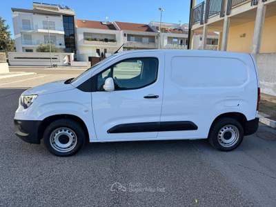 Opel Combo Opel COMBO VETT. FURGONATA 1.5 DIESEL 100CV EDITION L1 650 KG Bianco usata Altamura