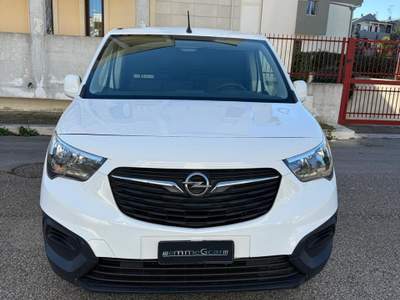 Opel Combo Opel COMBO VETT. FURGONATA 1.5 DIESEL 100CV EDITION L1 650 KG Bianco usata Altamura