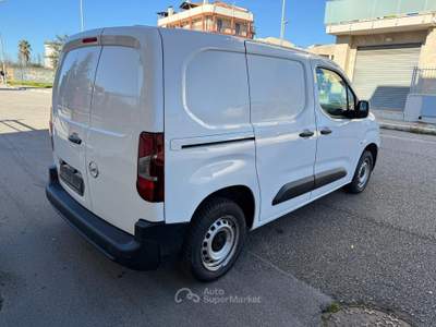 Opel Combo Opel COMBO VETT. FURGONATA 1.5 DIESEL 100CV EDITION L1 650 KG Bianco usata Altamura